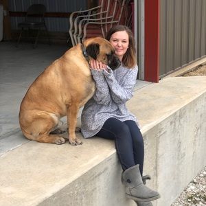 Meet your Posher, Emma